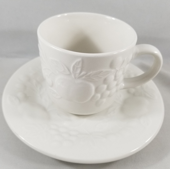 Gibson Housewares Flourish Embossed White Fruit Cup and Saucer Set - Picture 7 of 12